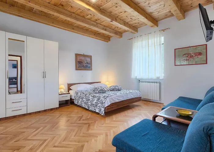 Crispo By Interhome Vikendica Medulin
