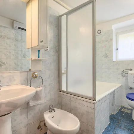 Holiday home Crispo - Mdn119 By Interhome Medulin