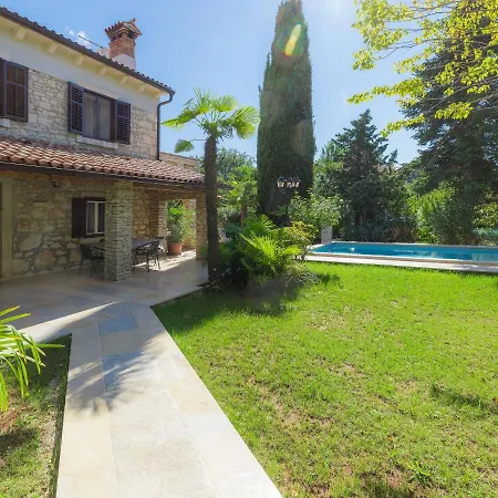 Crispo - Mdn119 By Interhome * Medulin