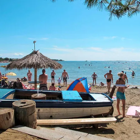 Holiday home Crispo - Mdn119 By Interhome *